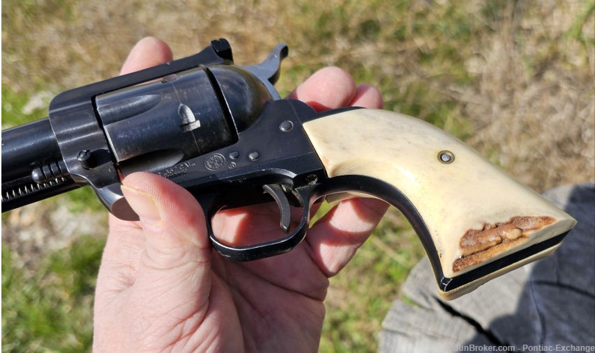 1970 Ruger Blackhawk  .357 Magnum Revolver w Box & Extra Grips-img-8