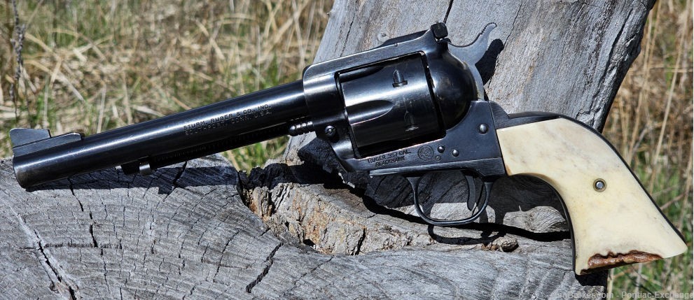 1970 Ruger Blackhawk  .357 Magnum Revolver w Box & Extra Grips-img-4