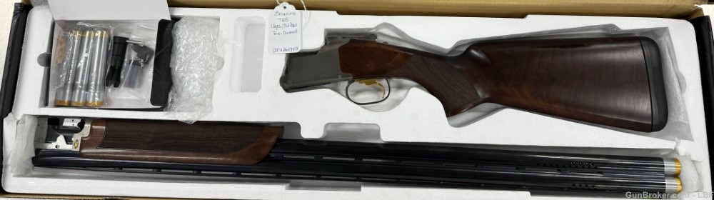 Browning Citori 725 Sporting 12ga 32" Barrel. Excellent Condition 99%.-img-0