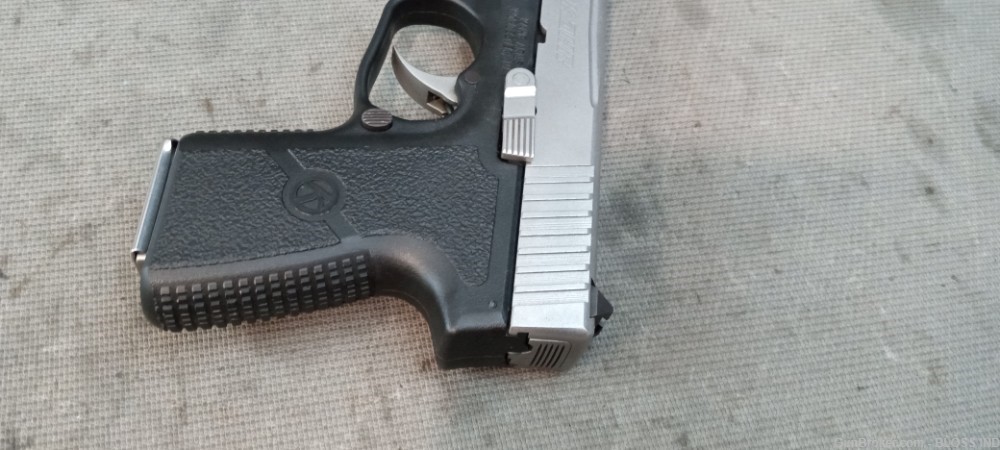 kahr arms p9 pistol NICE in case extra mag-img-5