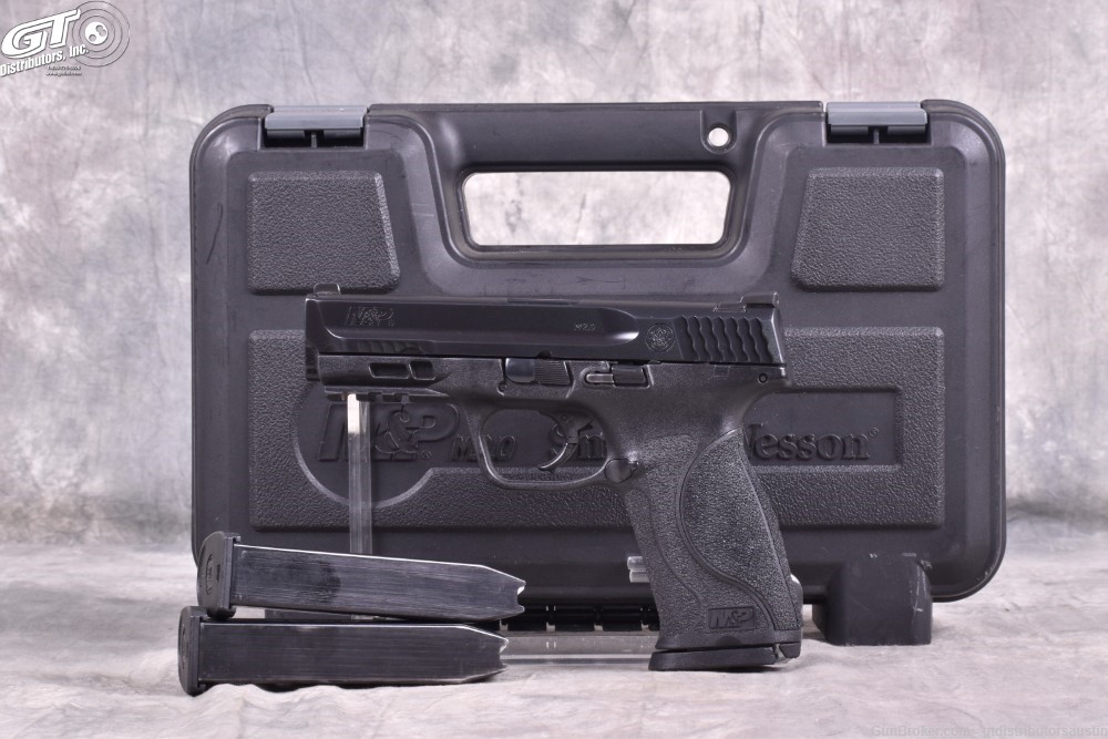 Smith & Wesson model M&P 9 M2.0 with three magazines and case-img-0