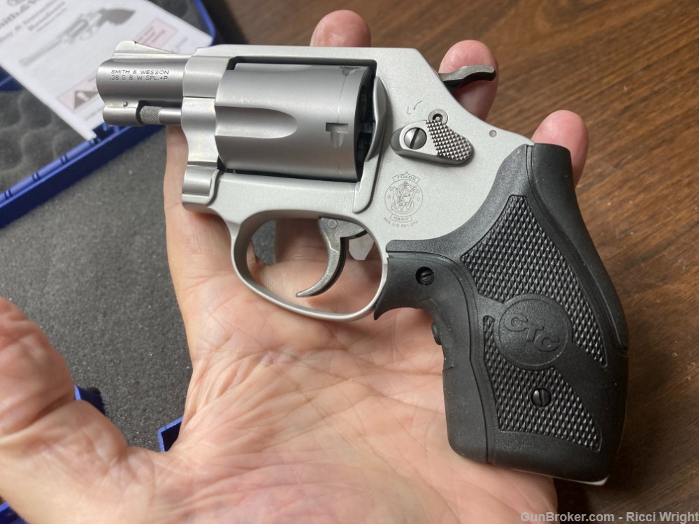Smith & Wesson 637 Airweight-img-15