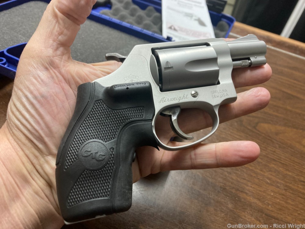 Smith & Wesson 637 Airweight-img-14