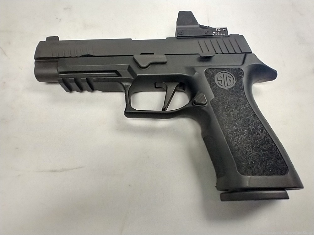 Sig Sauer P320F 9mm Pistol w/Leupold DeltaPoint Pro Red Dot USED-img-13