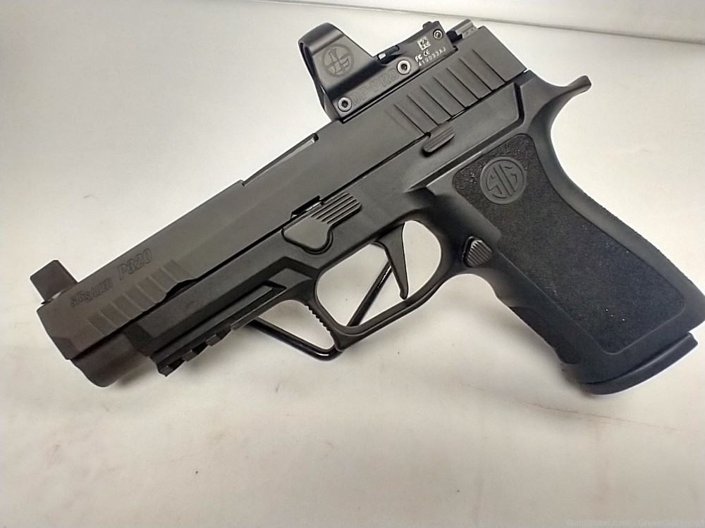 Sig Sauer P320F 9mm Pistol w/Leupold DeltaPoint Pro Red Dot USED-img-3