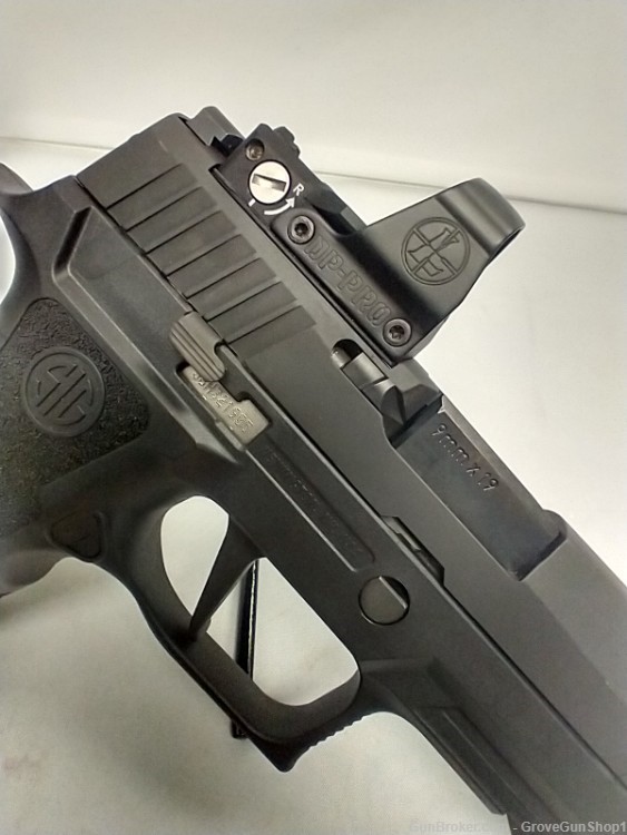 Sig Sauer P320F 9mm Pistol w/Leupold DeltaPoint Pro Red Dot USED-img-8