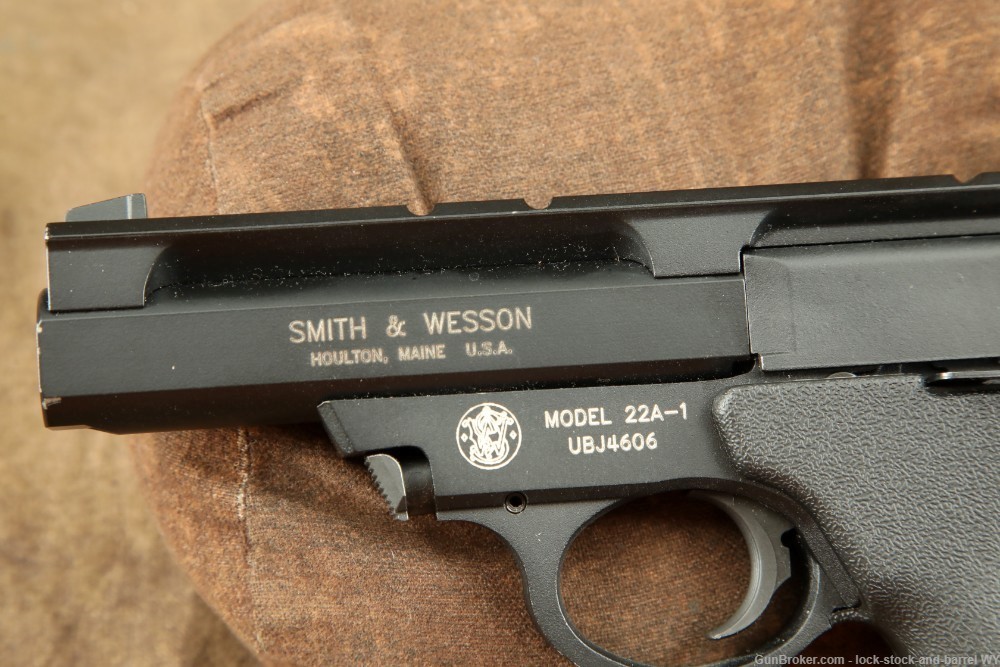 Smith & Wesson 22A-1 22LR Semi-Auto Pistol w/Original Box-img-18