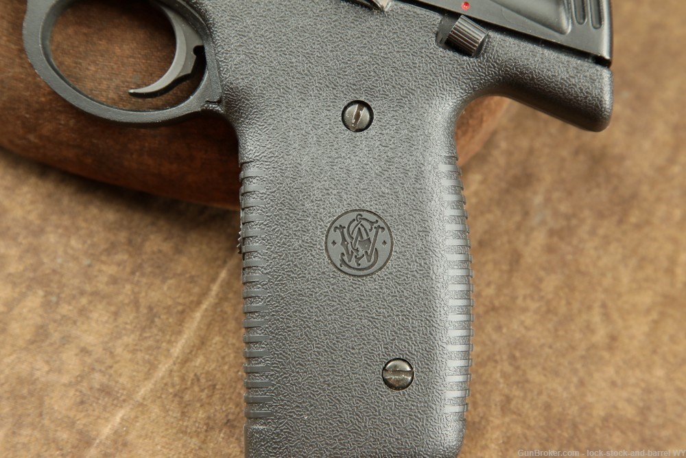 Smith & Wesson 22A-1 22LR Semi-Auto Pistol w/Original Box-img-17
