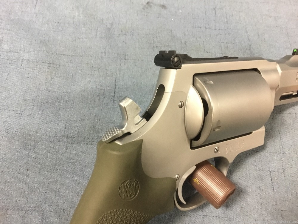 Smith & Wesson 460 Performance Center-img-4