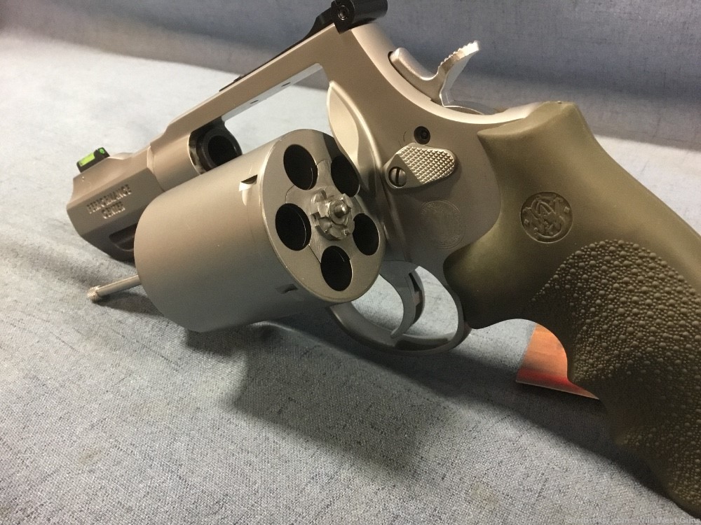 Smith & Wesson 460 Performance Center-img-2