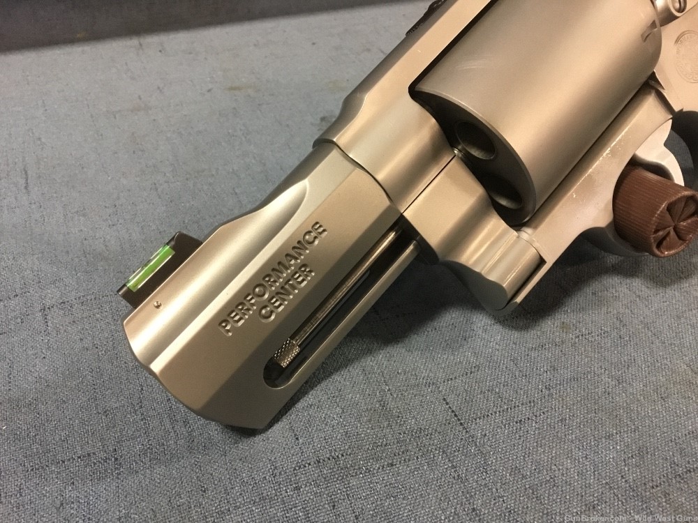 Smith & Wesson 460 Performance Center-img-1