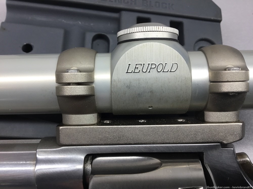 Smith & Wesson 629 Classic 44 Mag with Leupold M8-2X-img-10