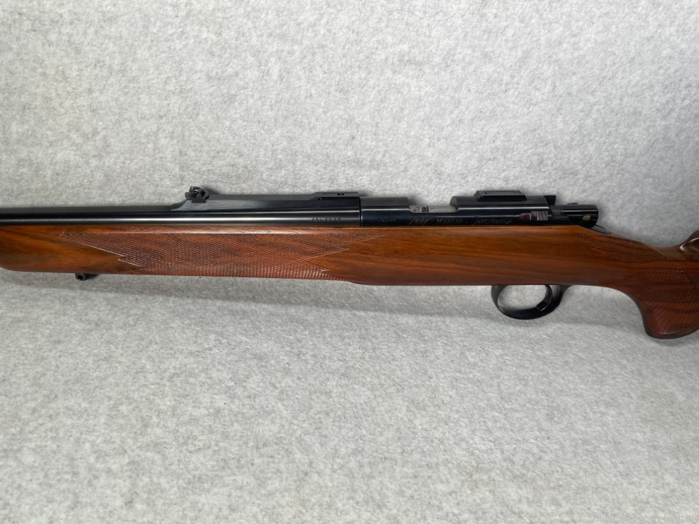 KIMBER 82 .22 LR Bolt Action Rifle M82 Wood 22" SUPER AMERICA BOX-img-5