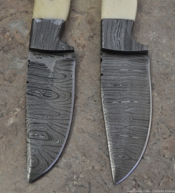 Custom Made Damascus Steel Set of 2 Hunting Knives Mix Handles (LT-858)-img-2