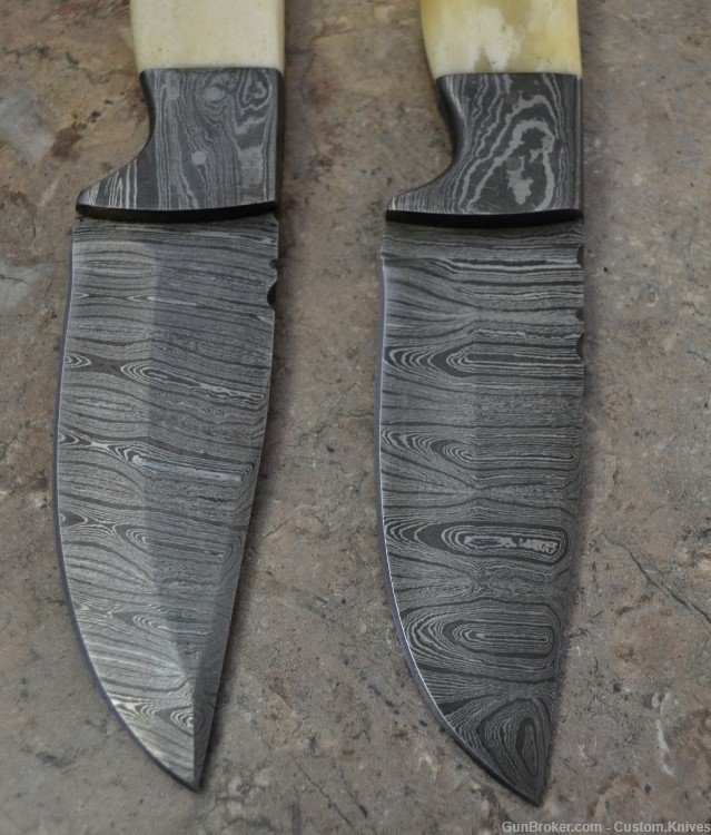 Custom Made Damascus Steel Set of 2 Hunting Knives Mix Handles (LT-858)-img-5