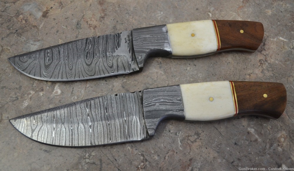 Custom Made Damascus Steel Set of 2 Hunting Knives Mix Handles (LT-858)-img-0