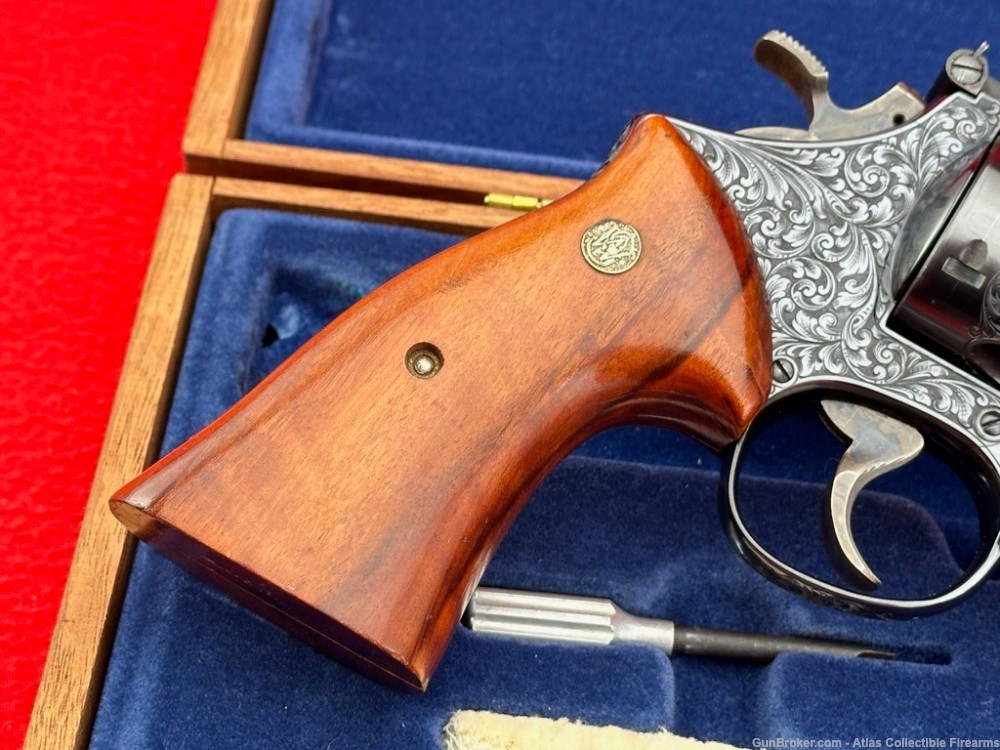 Very RARE 1975 Smith & Wesson 29-2 Blue 8 3/8"    44 MAG |FACTORY ENGRAVED|-img-17