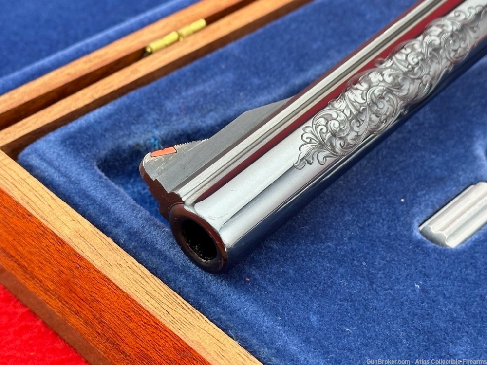 Very RARE 1975 Smith & Wesson 29-2 Blue 8 3/8"    44 MAG |FACTORY ENGRAVED|-img-2