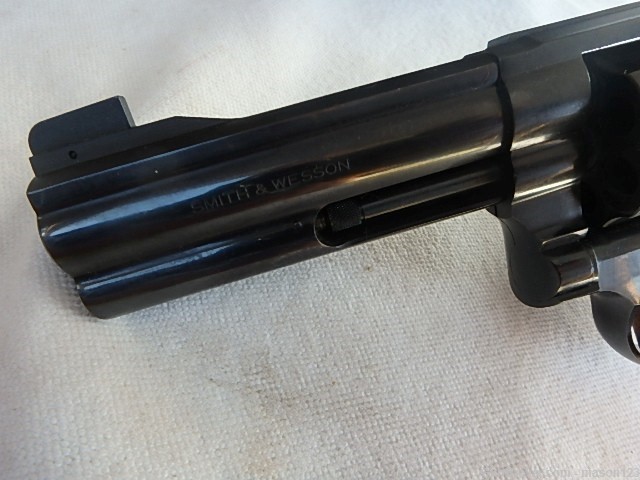SMITH AND WESSON MODEL 16-4 IN A 32 MAGNUM  4 INCH -img-3