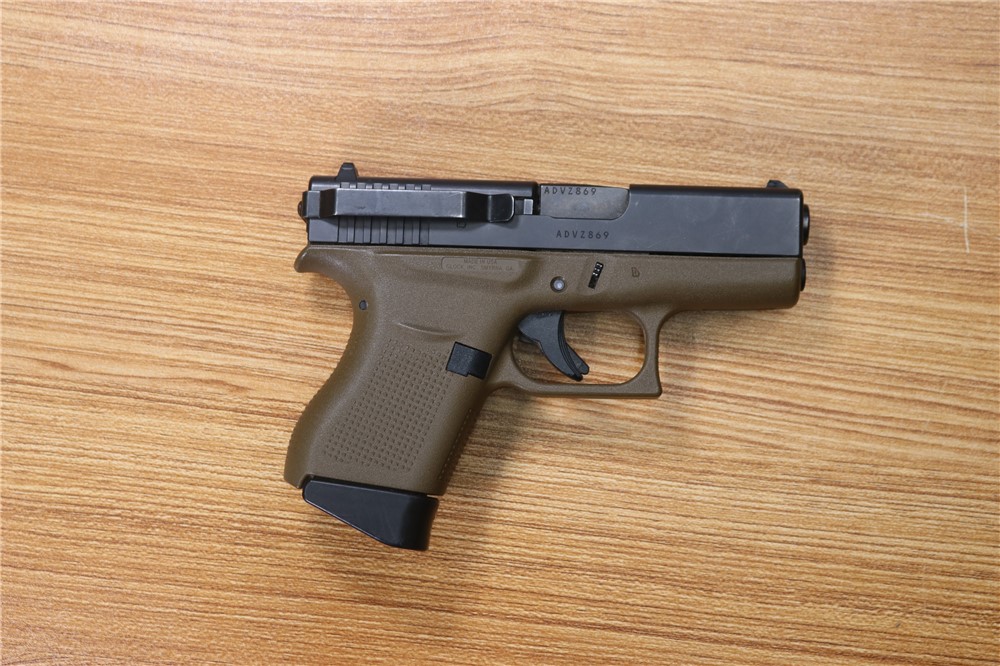 Glock 43 9mm Two Tone 3 ½" Barrel FDE NB 1 Mag-img-0