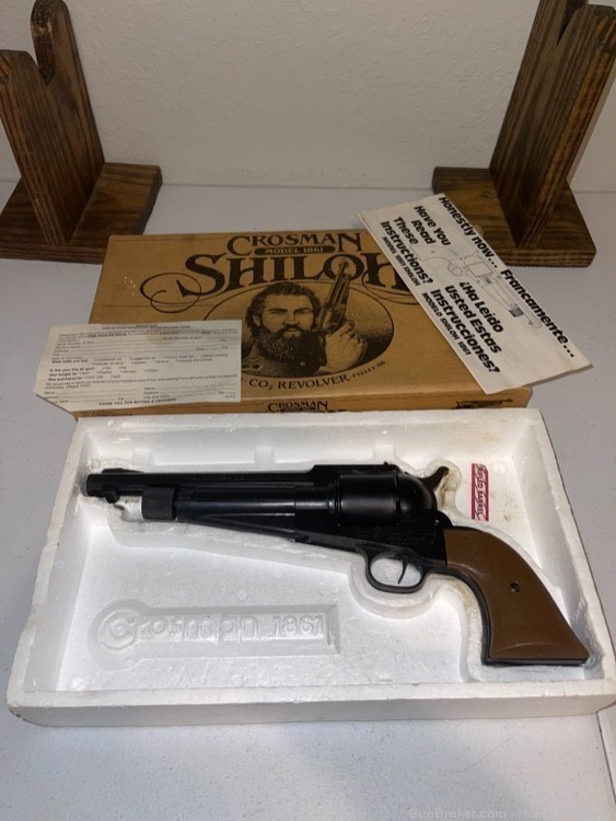 Vintage Crosman Shiloh 1861 CO2 revolver UNTESTED-img-0