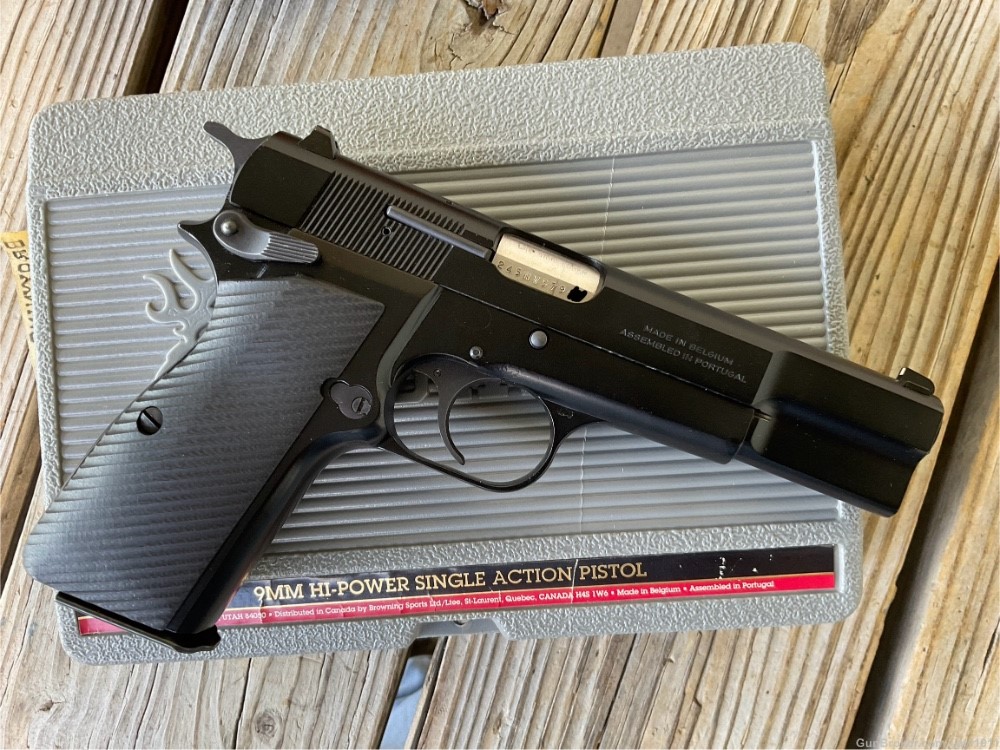 Browning Hi Power 9mm Belgian/Portugal w/box, 2 mags, stocks-img-1