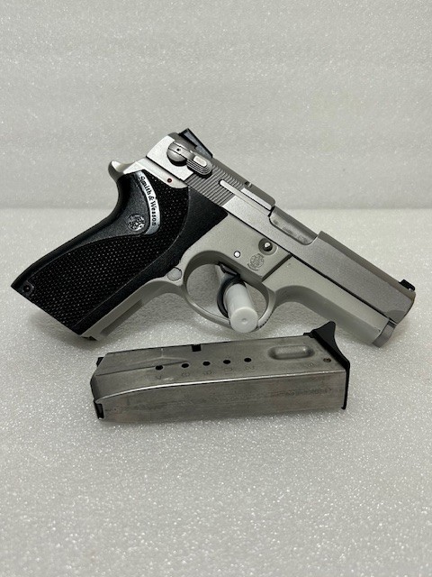 Smith and Wesson 6906 9mm Compact S&W like 6904, 5904, 5903, 5906, 3913 -img-23