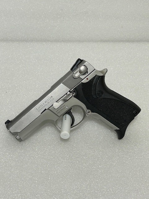 Smith and Wesson 6906 9mm Compact S&W like 6904, 5904, 5903, 5906, 3913 -img-3