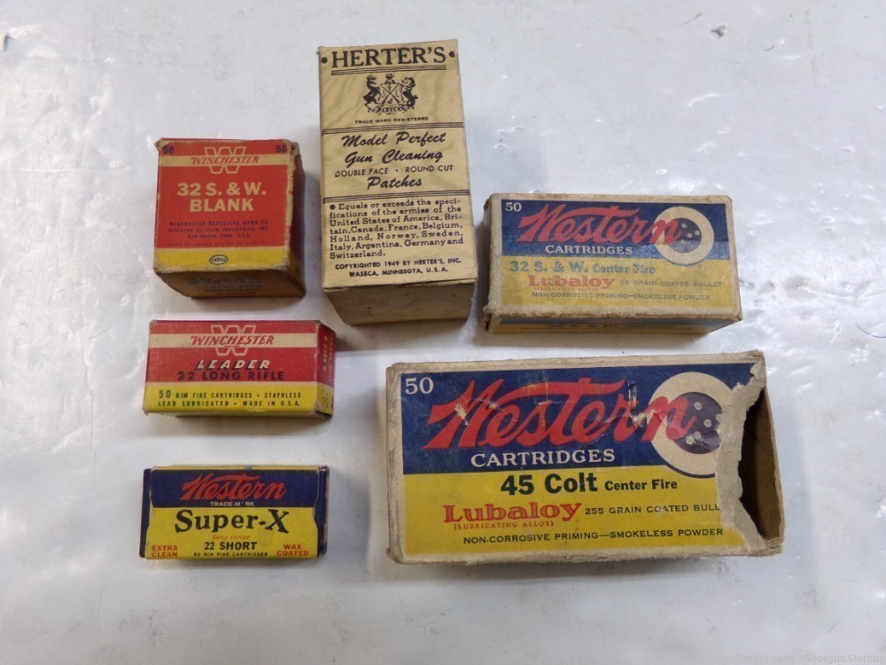 5 boxes of assorted Winchester/Western ammo boxes, ammo, blanks, patches-img-0