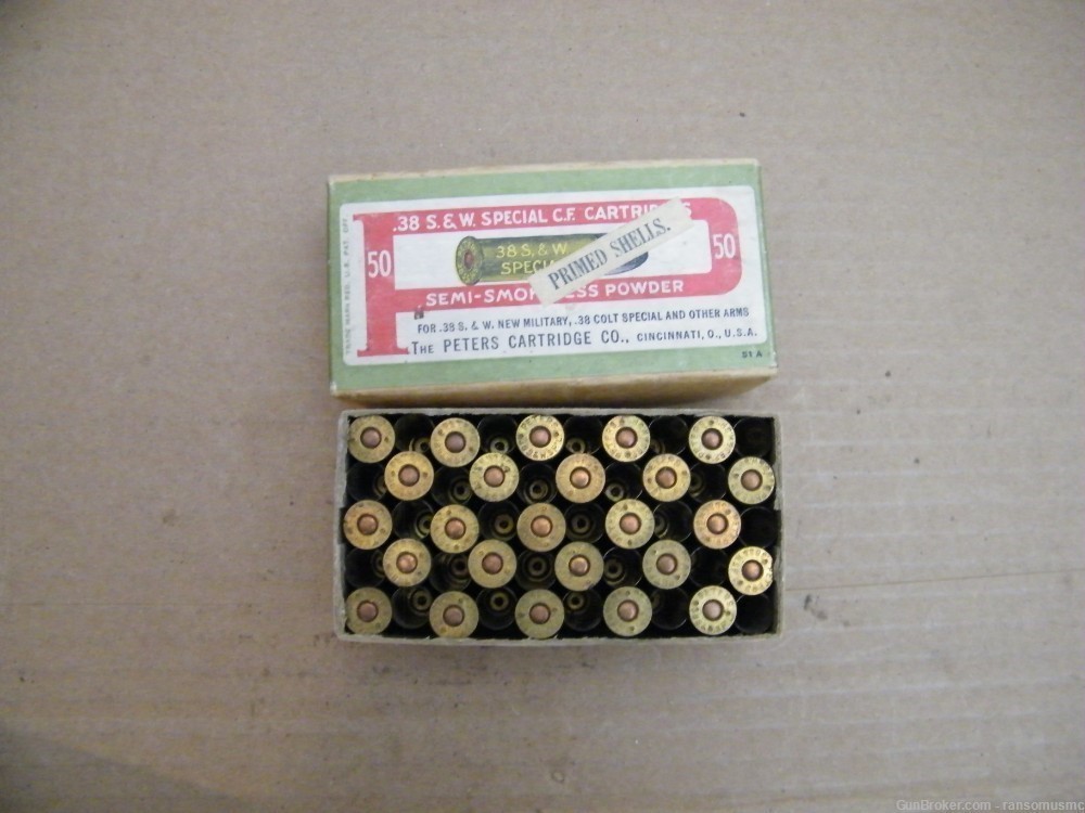 Lot of Vintage Reloading Brass Primers Peters Winchester Remington-img-4