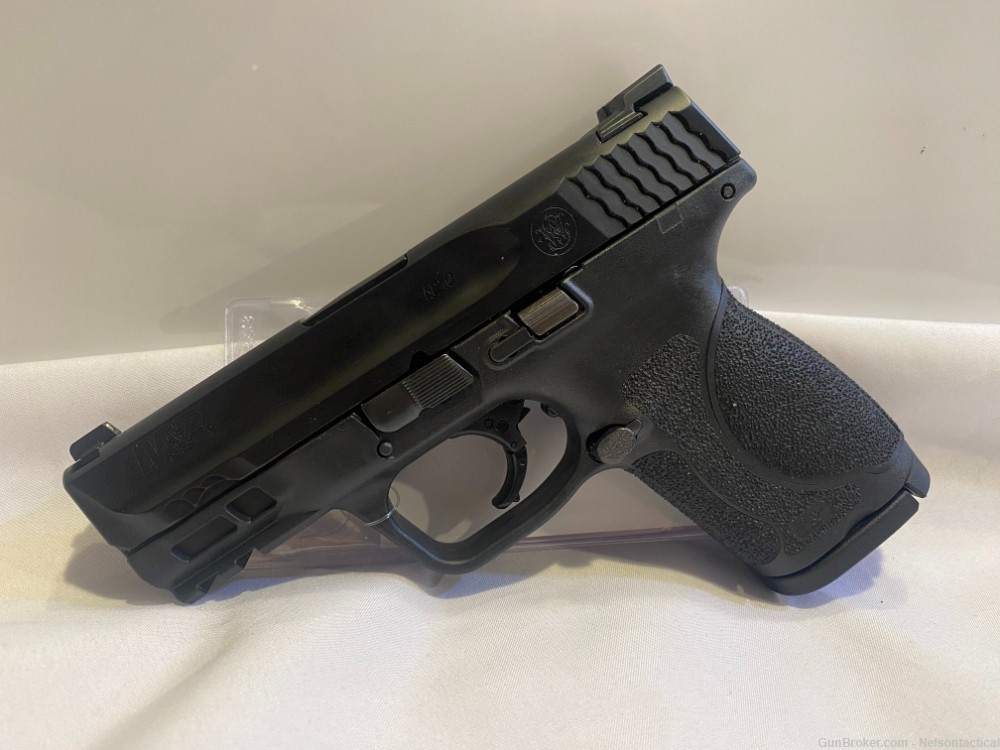 USED - Smith & Wesson M&P9 2.0 Compact 9mm Pistol-img-0