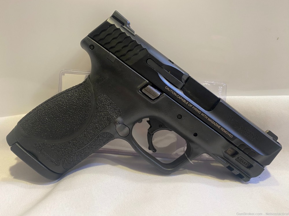 USED - Smith & Wesson M&P9 2.0 Compact 9mm Pistol-img-1
