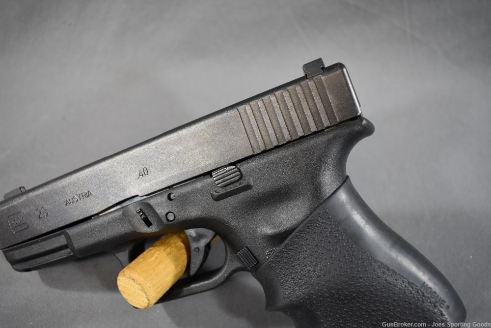 Glock 23 - .40 S&W Semi-Automatic Pistol w/ Factory Case & Hogue Grip-img-3