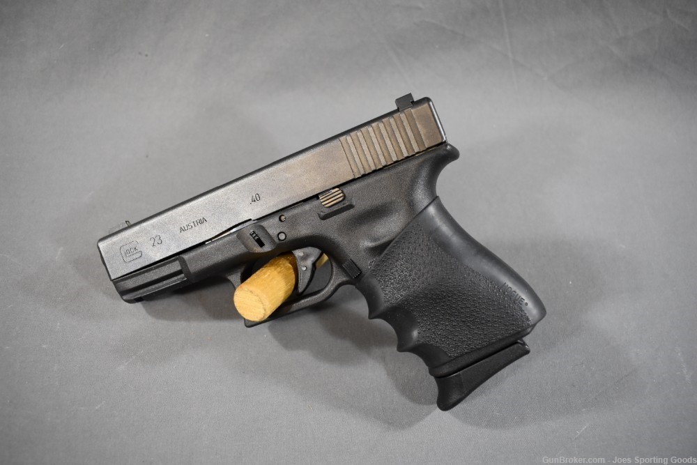 Glock 23 - .40 S&W Semi-Automatic Pistol w/ Factory Case & Hogue Grip-img-1