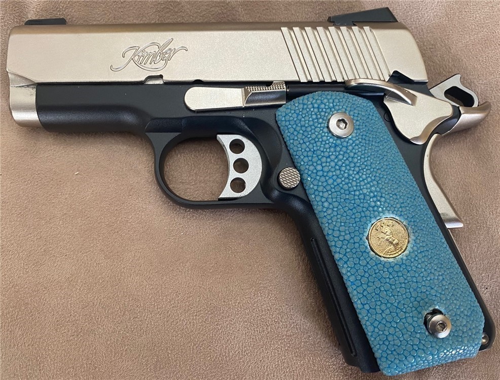 Compact 1911 Grips Turquoise Stingray Skin w/Colt Medallions GRIPS ONLY-img-1