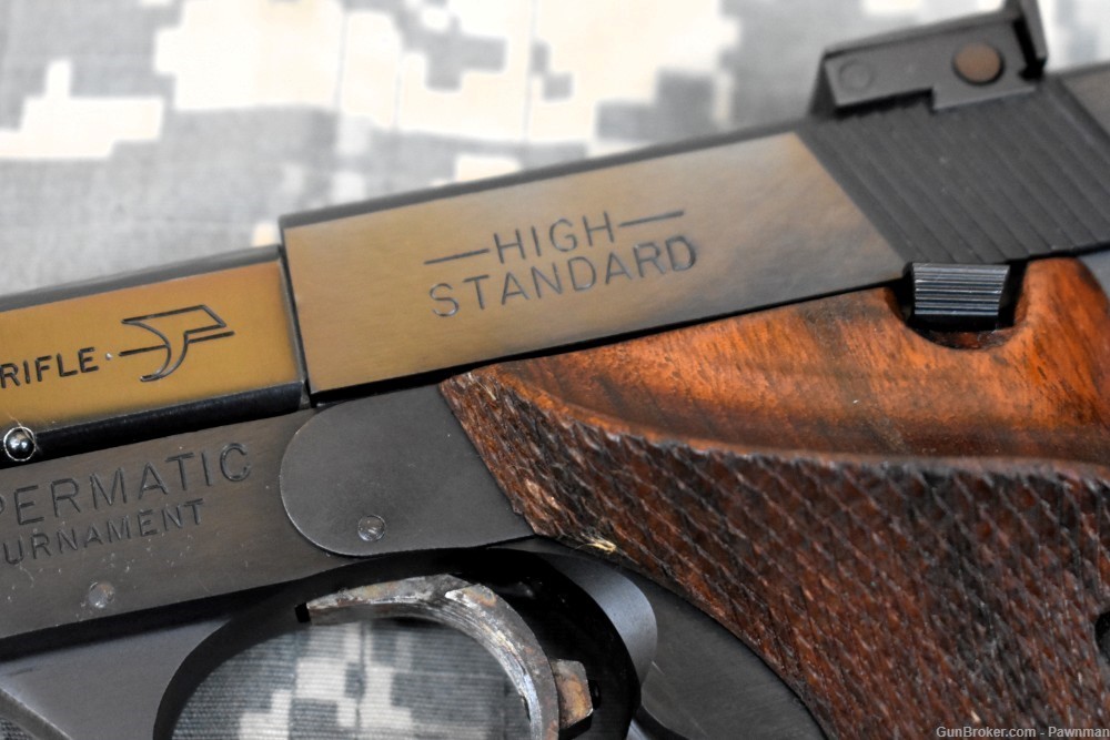 High Standard Supermatic Tournament model 107 Military in .22 LR made 1970-img-2