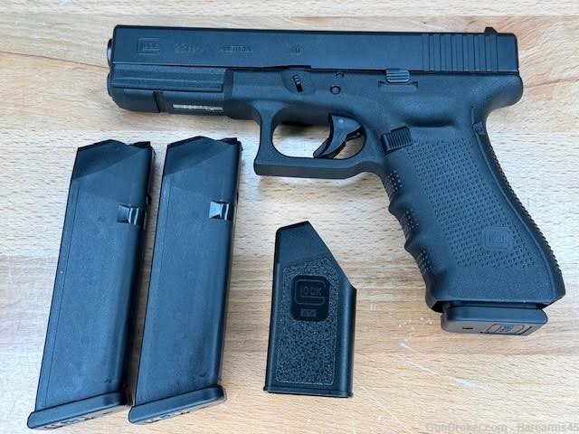 GLOCK 22 GEN 4 3 15 ROUND MAGS APPEARS UNFIRED-img-0