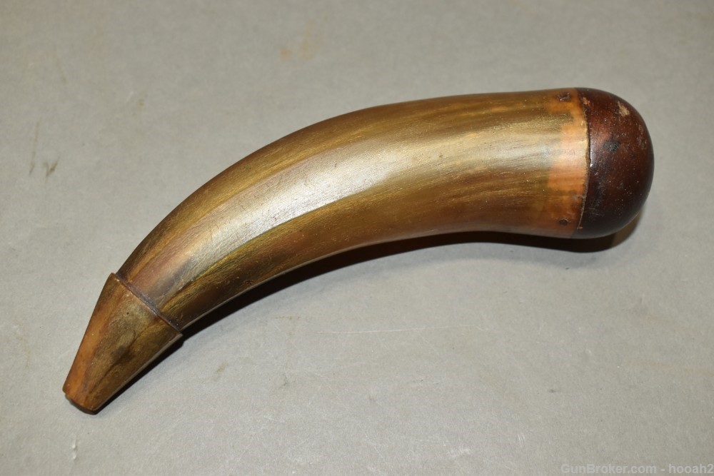 Pair of Vintage Horns 7" Powder & 9" Whetstone w Iron Belt Loop-img-1
