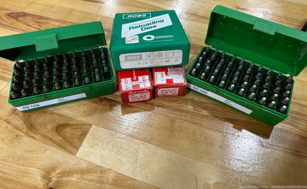 25/20 (99) LOADED RDS RCBS DIE SET AND 200 60GR HORNADY PROJECTILES-img-0