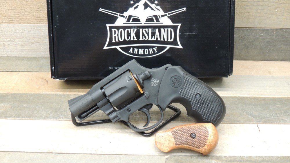 Rock Island Armory M206 38 Special Revolver With Extra Grips -img-0
