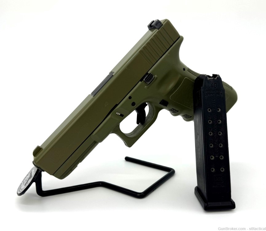 Glock 22 Police Trade Used .40 Cerakoted Bazooka Green -img-0