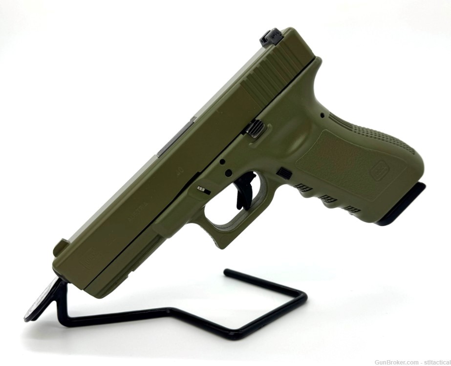 Glock 22 Police Trade Used .40 Cerakoted Bazooka Green -img-1