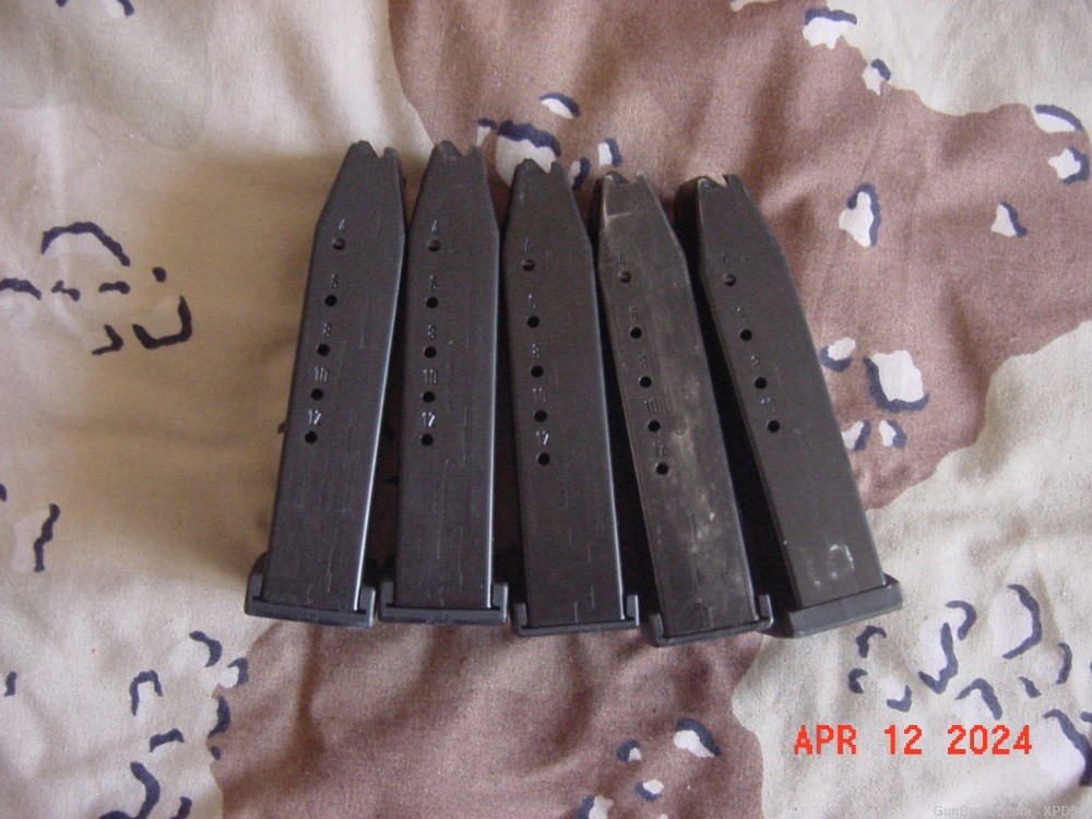 HK P2000, 40 SW mags used-img-2
