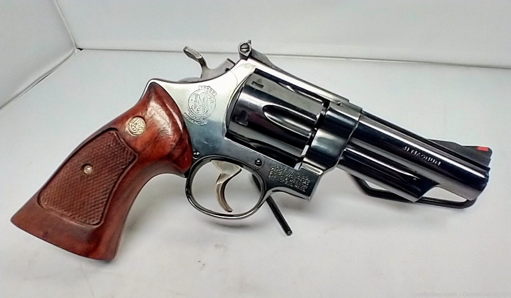 1976 Smith & Wesson Model 57 41 Magnum Revolver 4" BEAUTIFUL-img-11