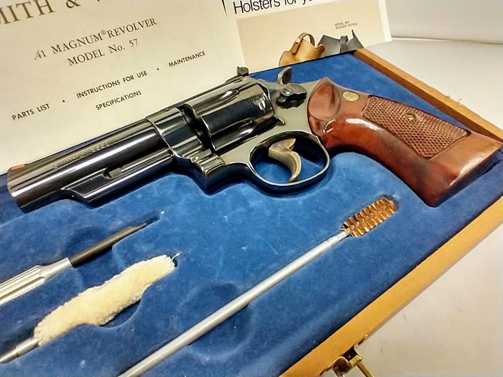 1976 Smith & Wesson Model 57 41 Magnum Revolver 4" BEAUTIFUL-img-2