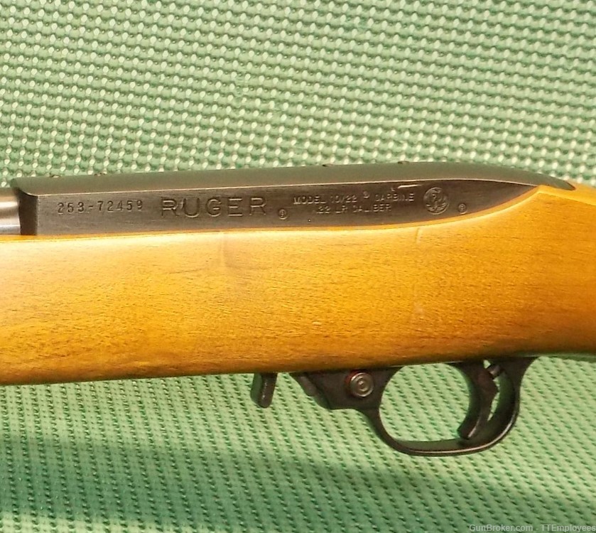 Ruger 10/22 Carbine .22LR Wood/Blue Used NO RESERVE-img-1