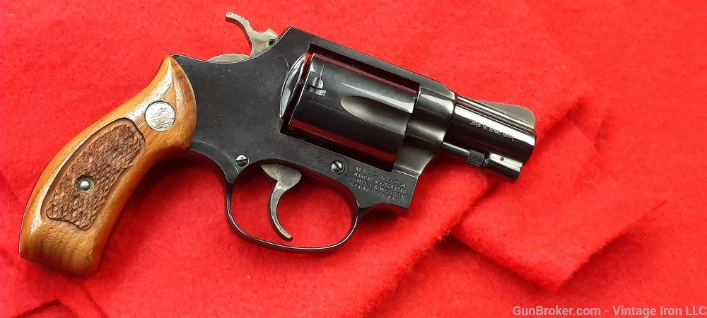 Smith and Wesson model 36 *pre-lock* NR-img-2