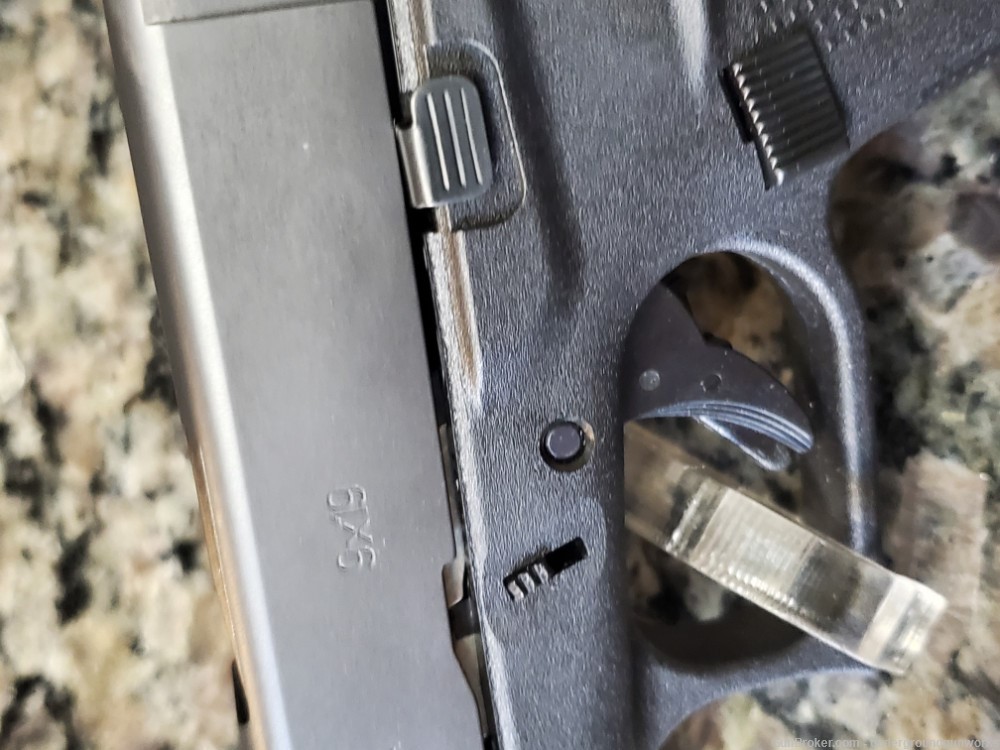 Glock 43 9mm LNIB (4) mags -img-5