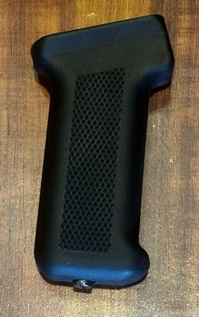 TAPCO Original Style AK47 Pistol Grip w/Screw (Black Composite)-img-0