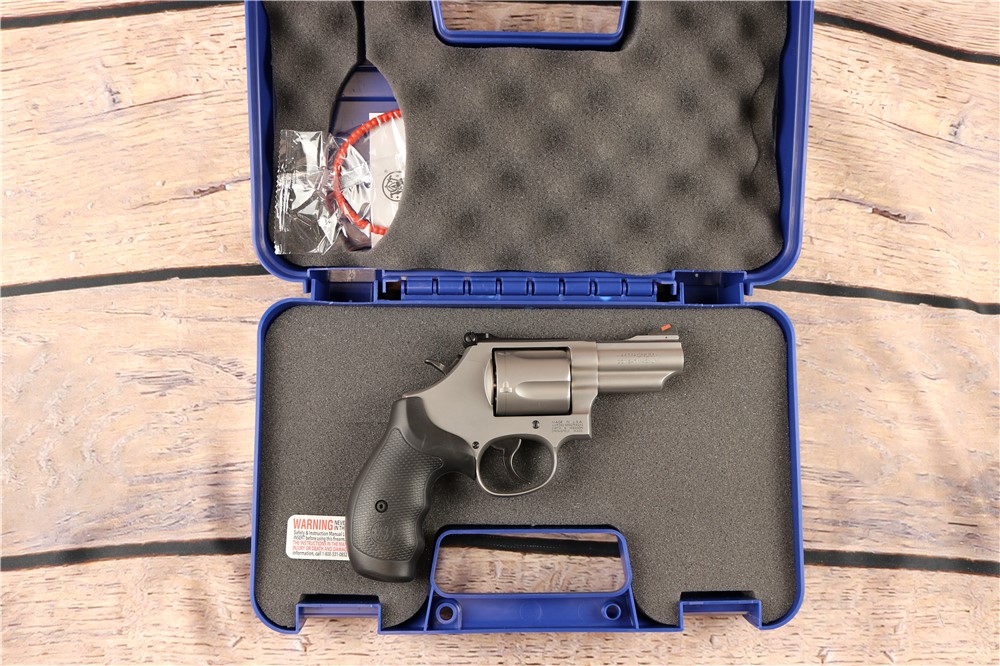 Smith & Wesson Model 69 .44 Magnum Stainless 2.75" Barrel Box 5-Shot-img-0